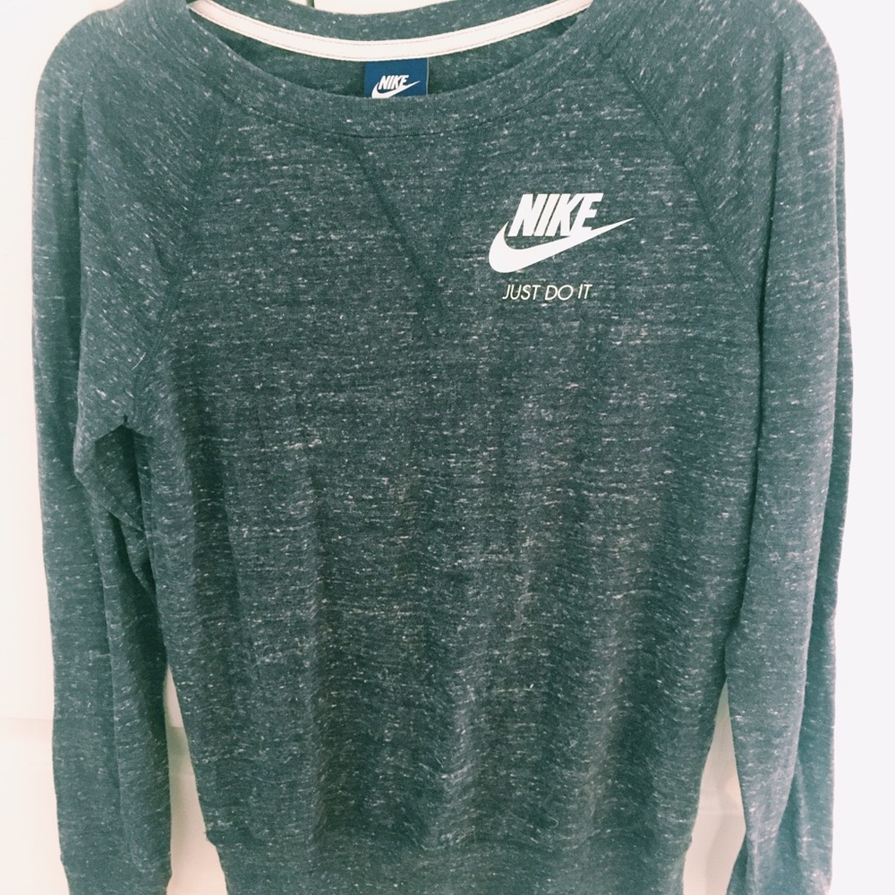 blue nike long sleeve shirt